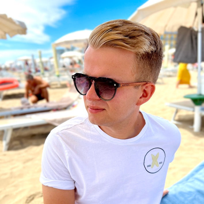 fa napszemüveg classytwist black