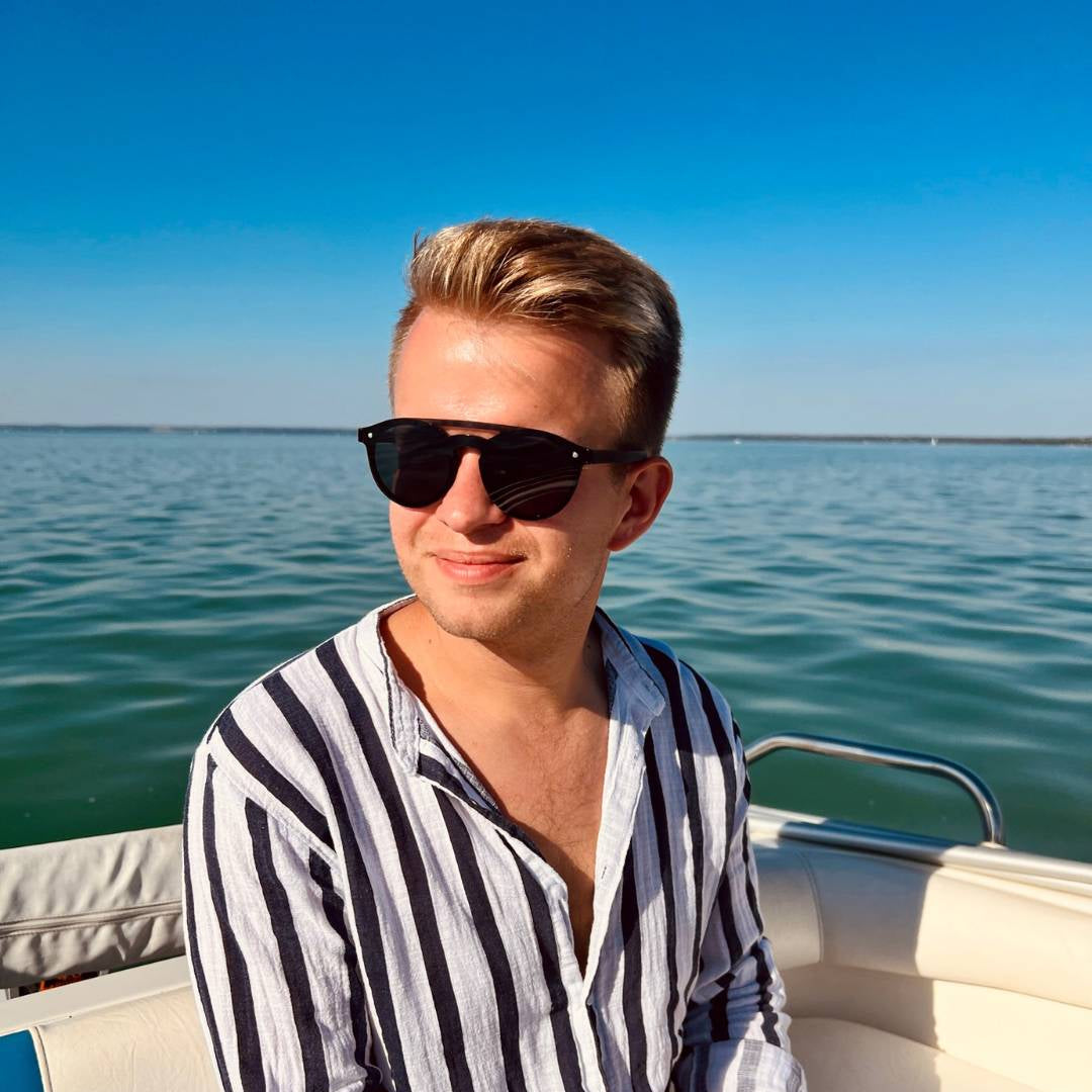 fa napszemüveg, fa keret, divatos napszemüveg