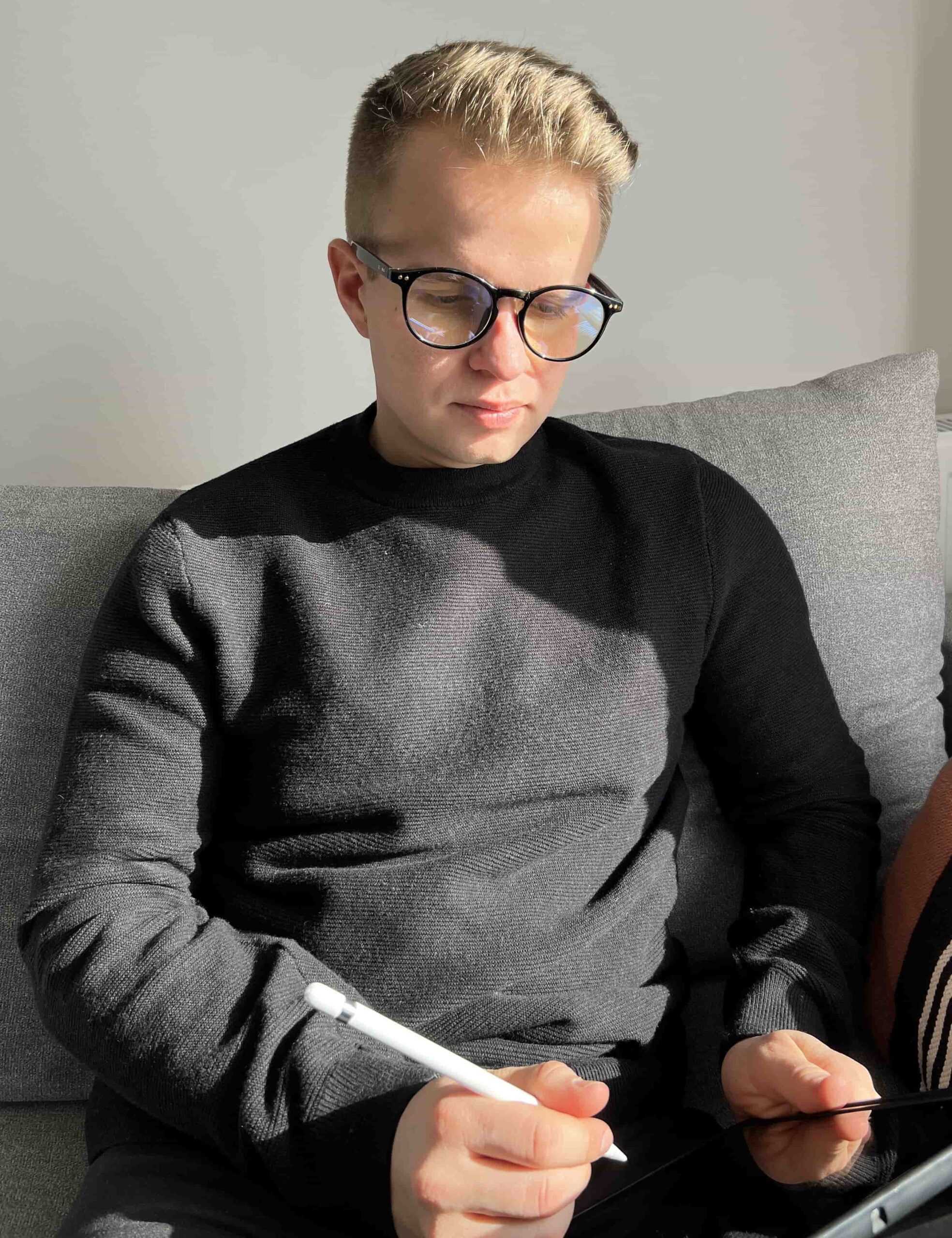 kékfény szűrős szemüveg black classic